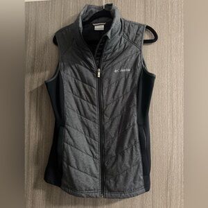 Columbia Gray Quilted Vest with Stretch Panels
